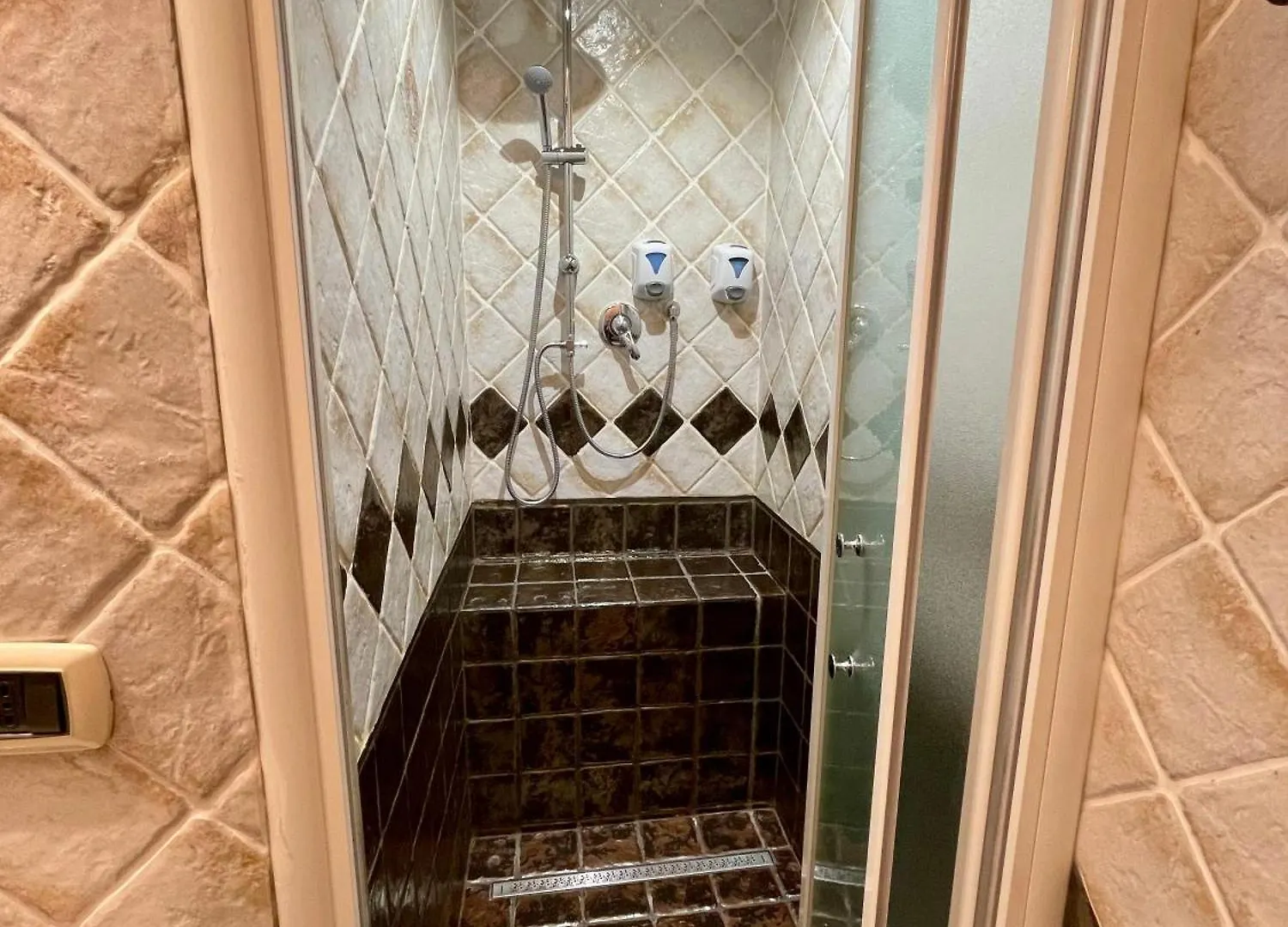 Apartment La Maison Nel Cuore Di Genova Free Parking Italy